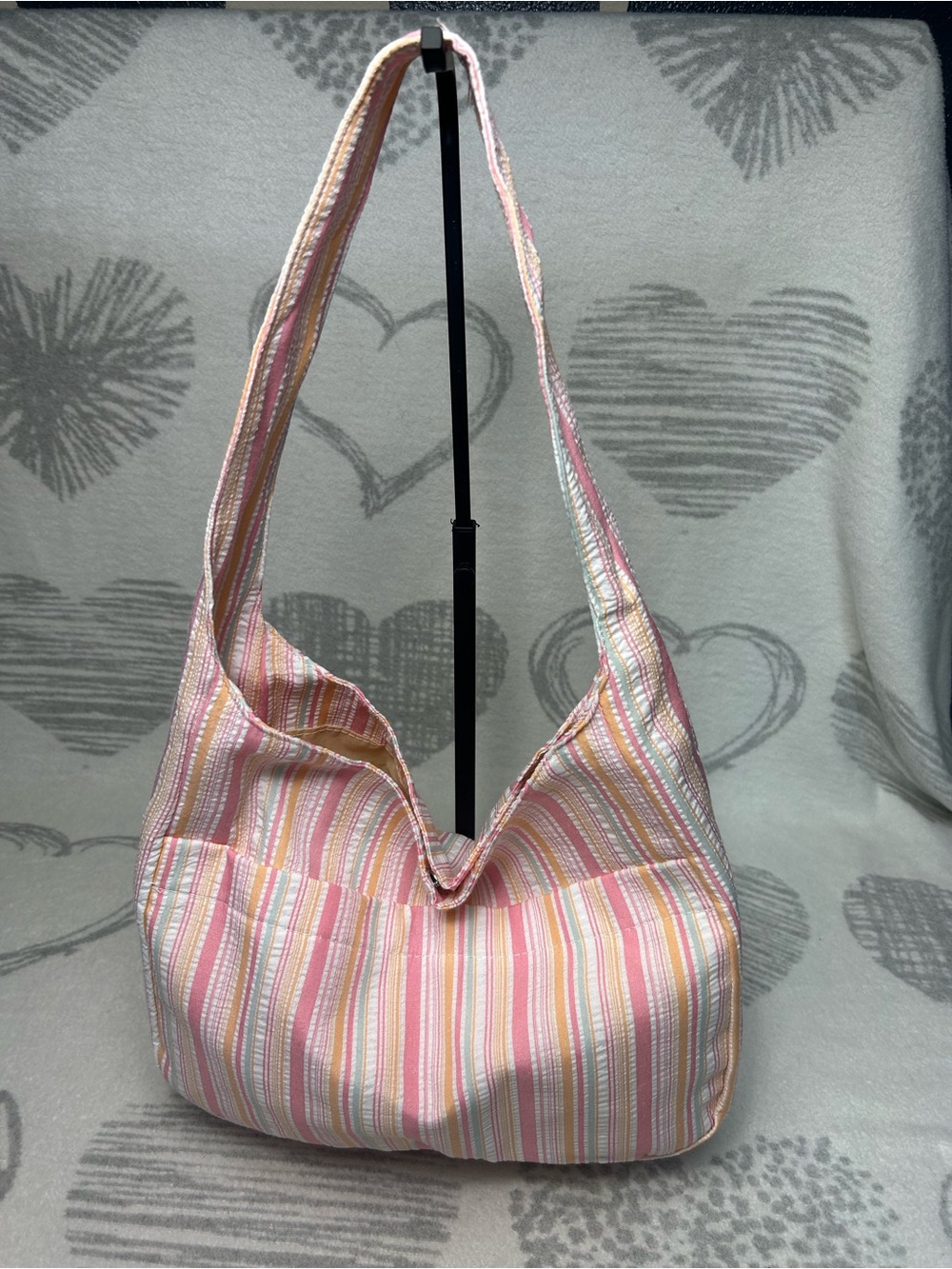 Plaid pink tote bag with two pockets in the front brand new! - Picture 2 of 4